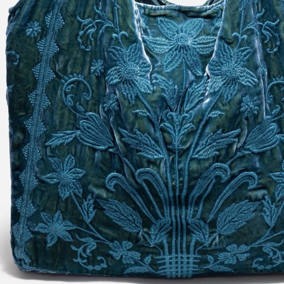 NWT Talithia Velvet Slouchy Tote Blue Embroidered Women's Bag - Picture 5 of 9